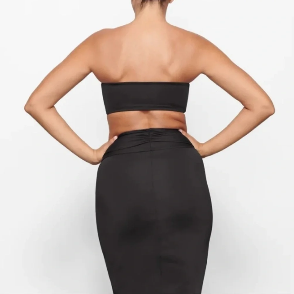 SKIMS Swim Bandeau Bikini Top